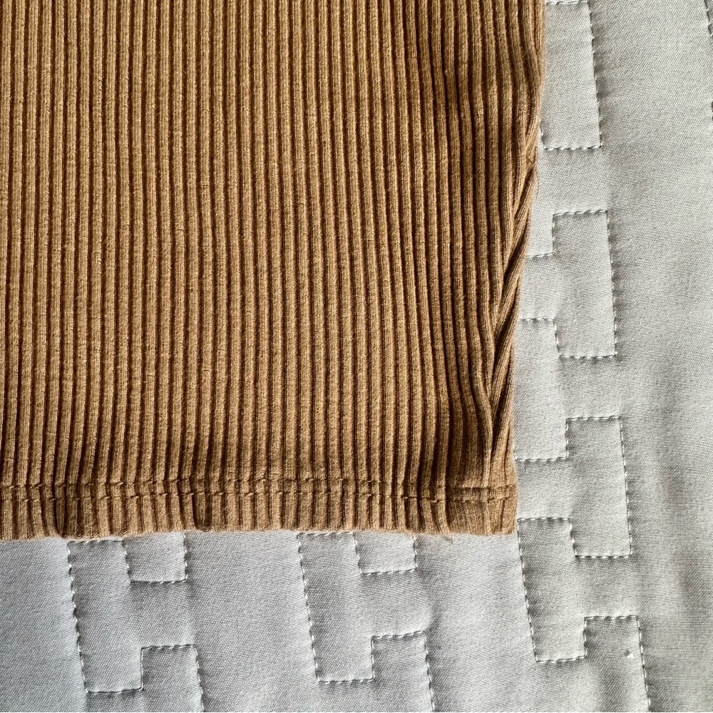 H&M Cropped Ribbed Top - Picture 7 of 9